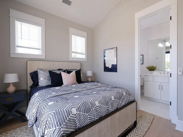 Luxury Four Bedroom Canal Front Vacation Home on Anna Maria Island NEW ARRIVAL