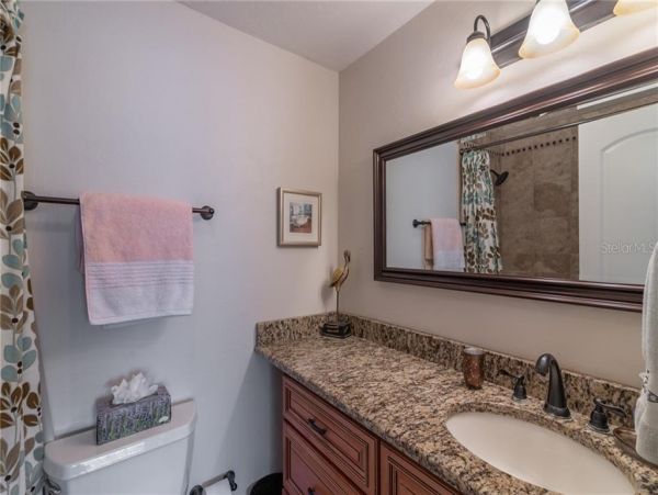 Two Blocks from Beach Siesta Key Vacation Condo Sleeps 4