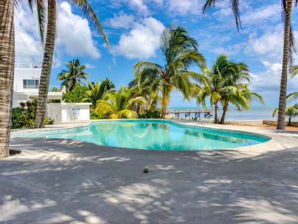 Oceanfront Five Bedroom Vacation Home in Belize
