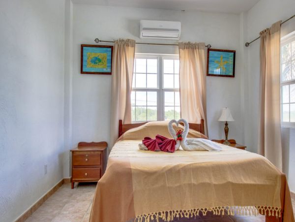 Oceanfront Five Bedroom Vacation Home in Belize