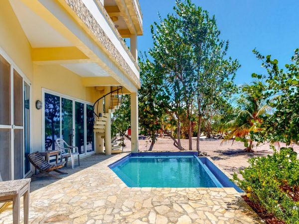 Beautiful Home Located on Beach with Private Pool in Belize
