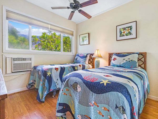 Oceanfront Vacation Condo in Lahaina 8 Guests