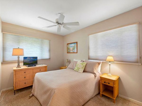 Lahaina Vacation Condo with 4 Bedrooms & Ocean View