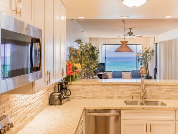 Kahana Condo with Full Ocean Views & Great Resort Amenities