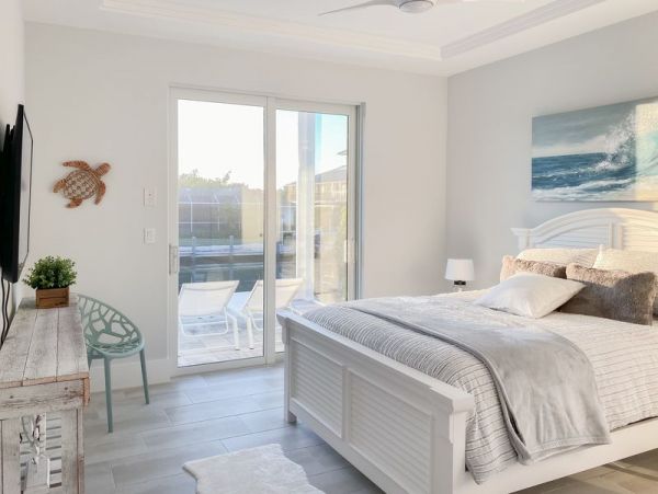 Stunning Vacation Rental in Marco Island - Beach Bliss Awaits!