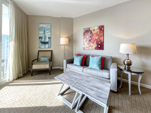 Lovely Destin 2 Bedroom Condo in the Center of All