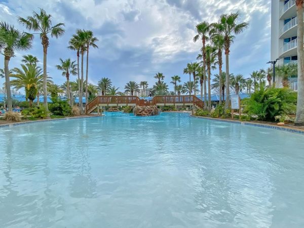 Lovely Destin 2 Bedroom Condo in the Center of All