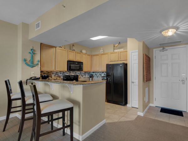 Lovely Destin 2 Bedroom Condo in the Center of All