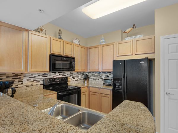 Lovely Destin 2 Bedroom Condo in the Center of All