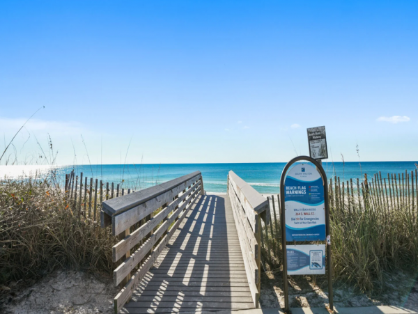 Beachfront Bliss 4 Bedroom Vacation Home in Inlet Beach