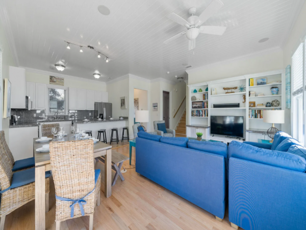 Beachfront Bliss 4 Bedroom Vacation Home in Inlet Beach