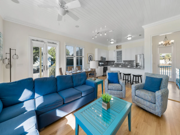 Beachfront Bliss 4 Bedroom Vacation Home in Inlet Beach