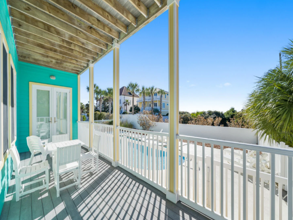 Beachfront Bliss 4 Bedroom Vacation Home in Inlet Beach
