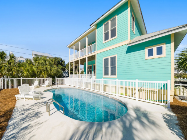 Beachfront Bliss 4 Bedroom Vacation Home in Inlet Beach