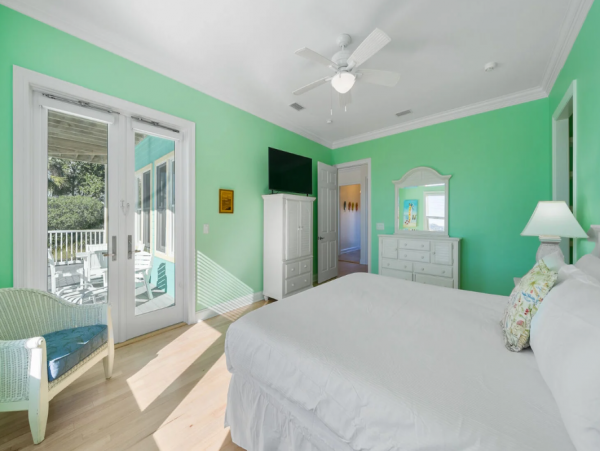 Beachfront Bliss 4 Bedroom Vacation Home in Inlet Beach