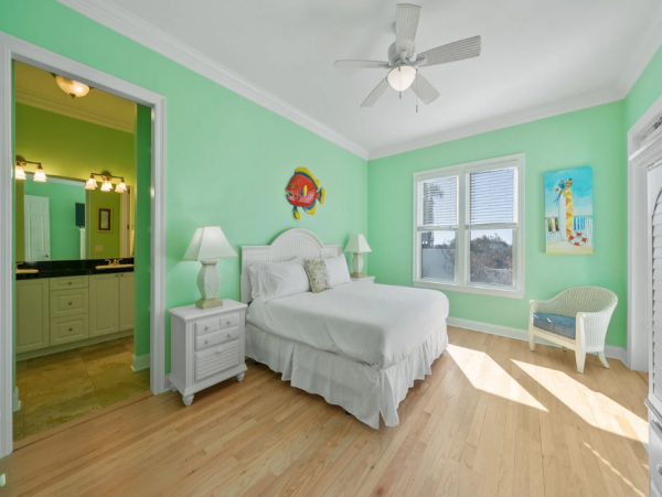 Beachfront Bliss 4 Bedroom Vacation Home in Inlet Beach