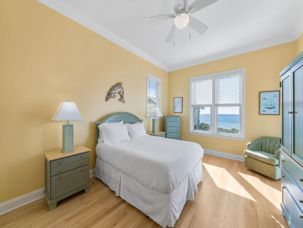 Beachfront Bliss 4 Bedroom Vacation Home in Inlet Beach