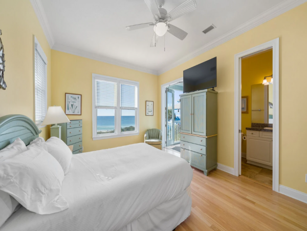 Beachfront Bliss 4 Bedroom Vacation Home in Inlet Beach
