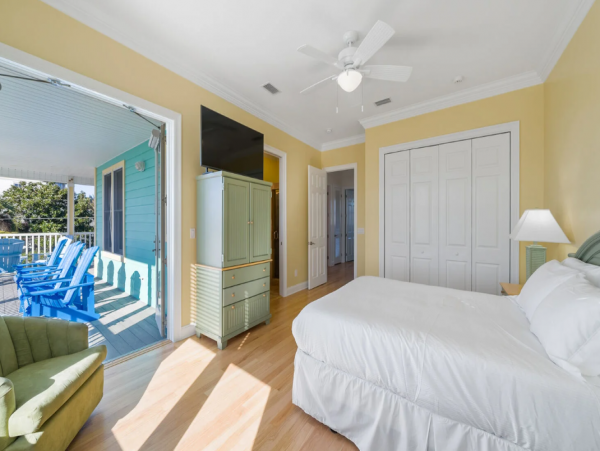 Beachfront Bliss 4 Bedroom Vacation Home in Inlet Beach