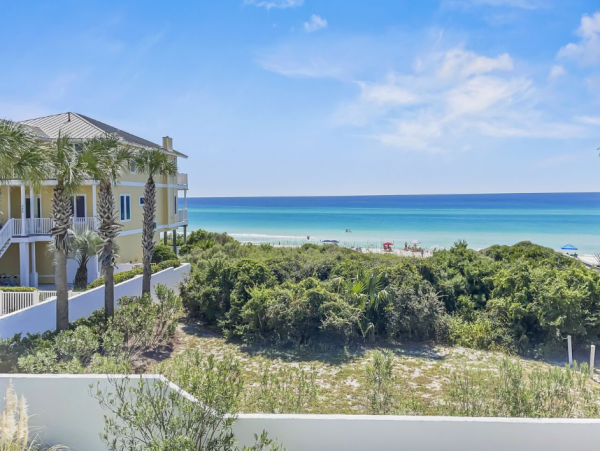 Beachfront Bliss 4 Bedroom Vacation Home in Inlet Beach