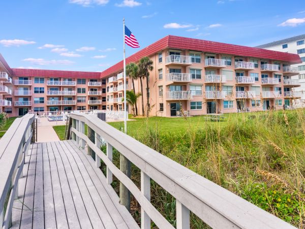 Cocoa Beach Condo 971591