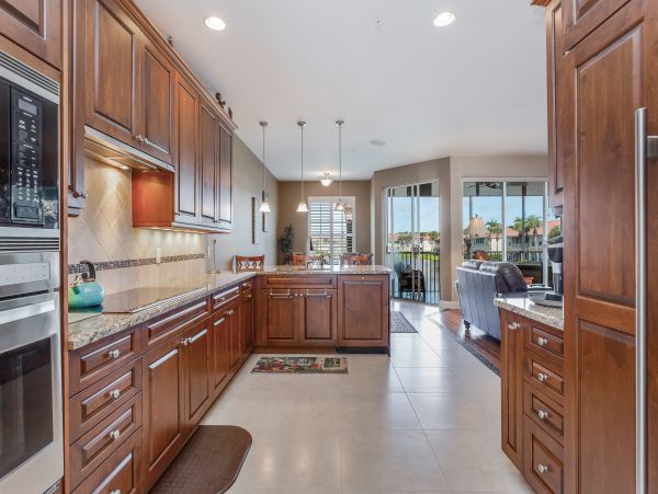 Naples Condo 971650