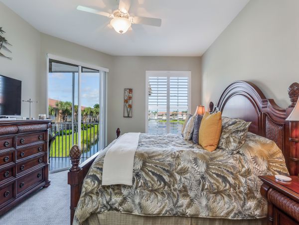 Naples Condo 971650