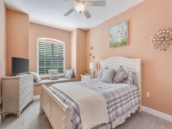 Naples Condo 971650
