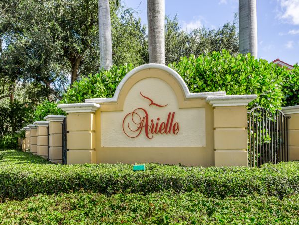 Naples Condo 971650
