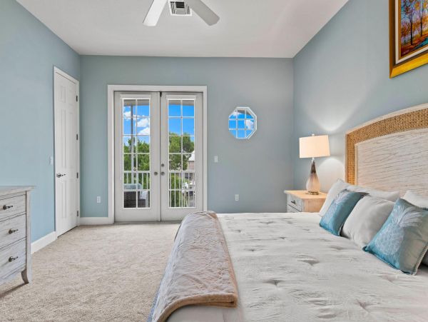 Short Walk to Beach Siesta Key Vacation Home Four Bedroom