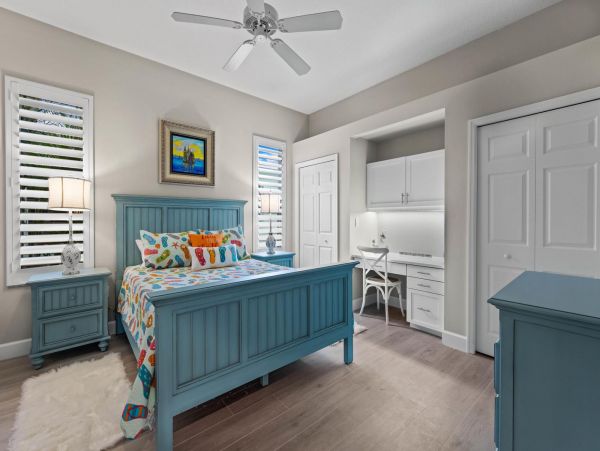 Short Walk to Beach Siesta Key Vacation Home Four Bedroom