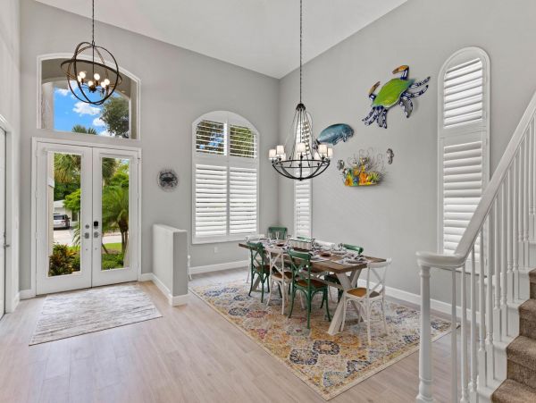 Short Walk to Beach Siesta Key Vacation Home Four Bedroom