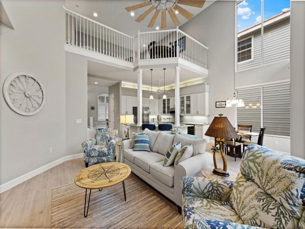 Short Walk to Beach Siesta Key Vacation Home Four Bedroom