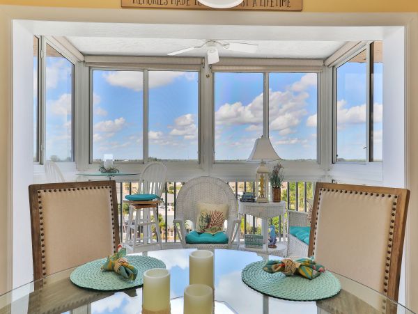 Venice Condo 971706