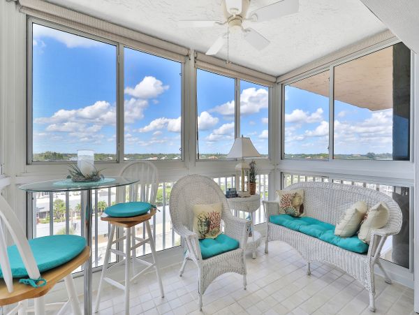 Venice Condo 971706