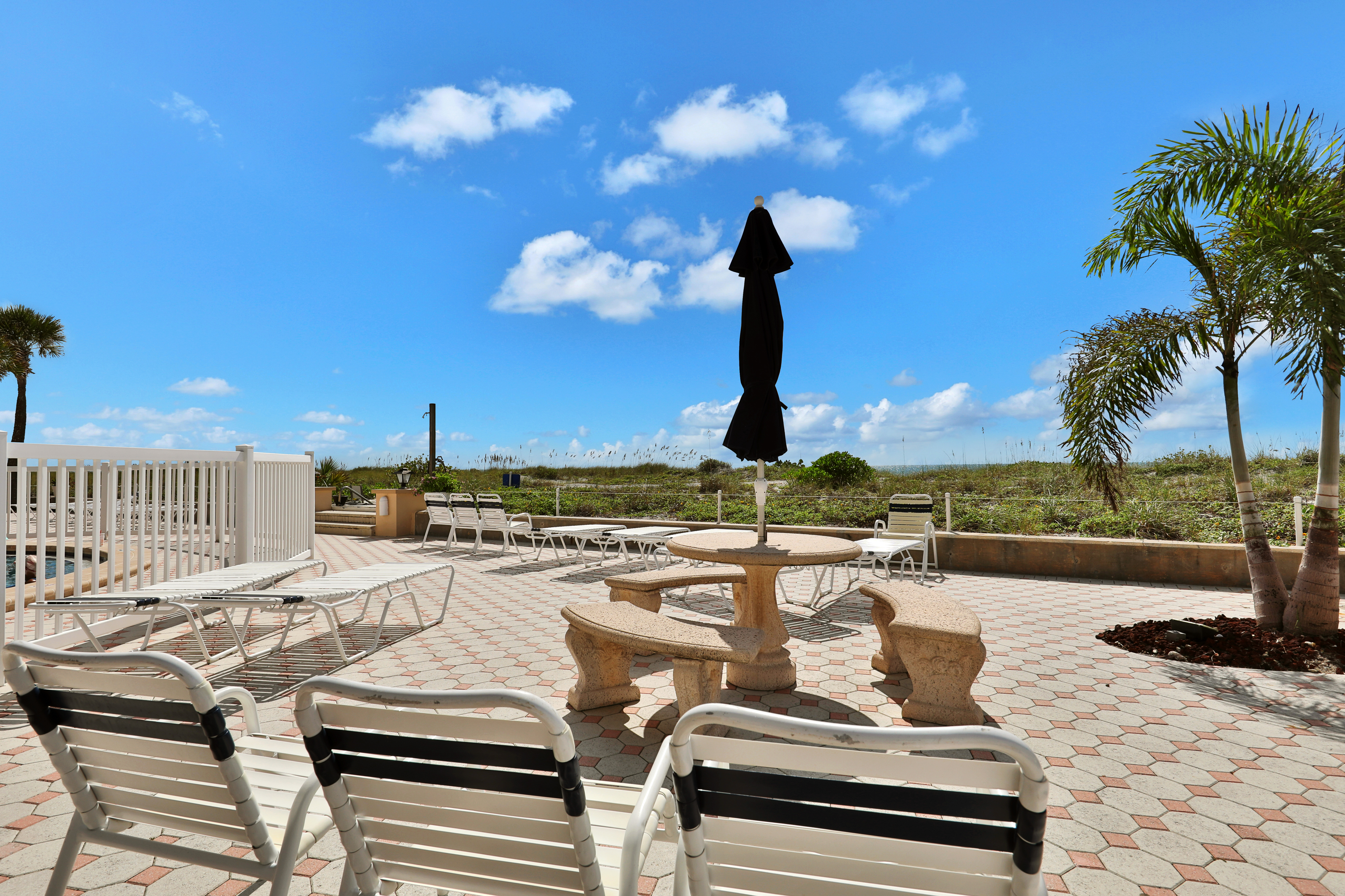 Venice Condo 971706