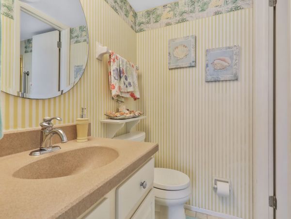 Venice Condo 971706