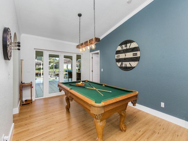 Cape Coral Vacation Villa Three Bedroom & Caged Pool