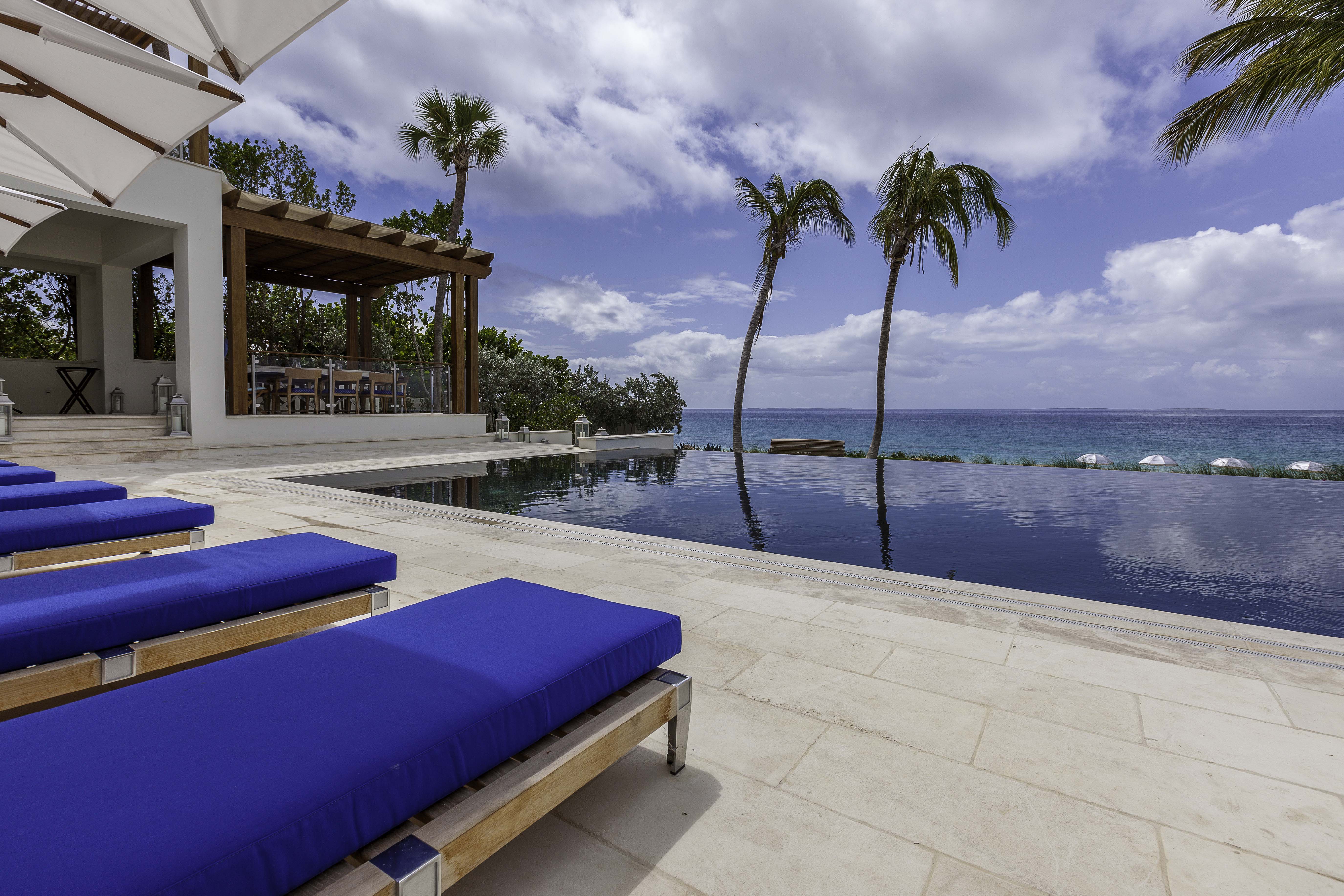 Anguilla Home 971843