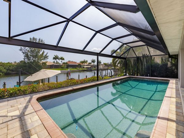 Beautiful Family Water Front Home with Dock in Cape Coral