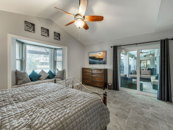 Beautiful Family Water Front Home with Dock in Cape Coral