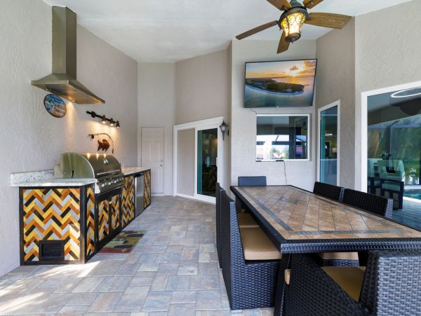 Beautiful Family Water Front Home with Dock in Cape Coral