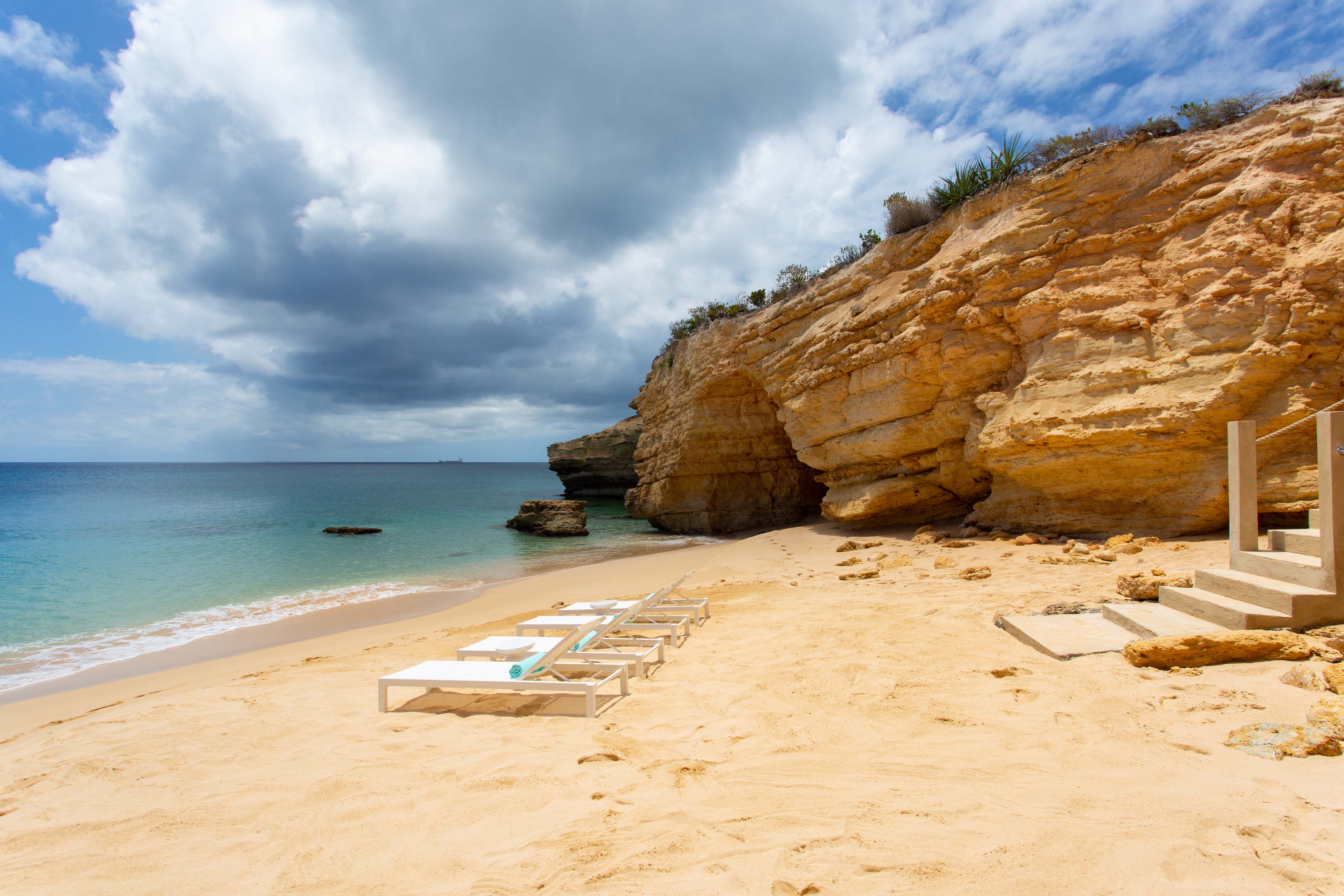 Anguilla Home 971846