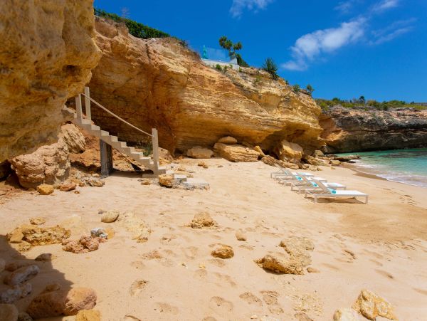 Anguilla Home 971846