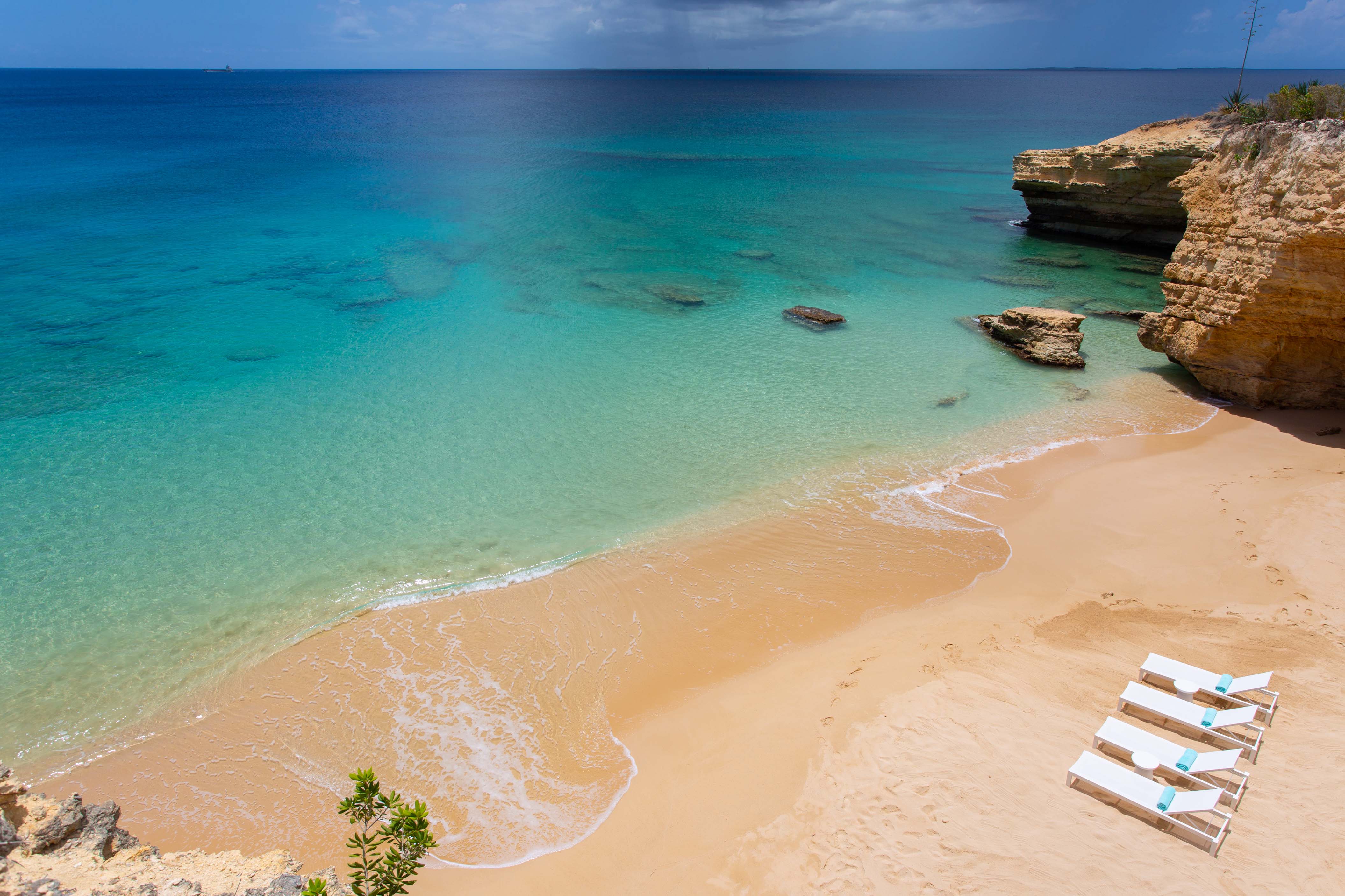 Anguilla Home 971846