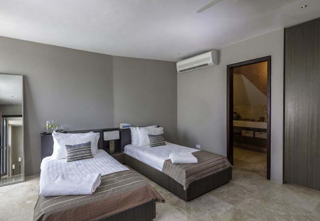 Anguilla Home 971853