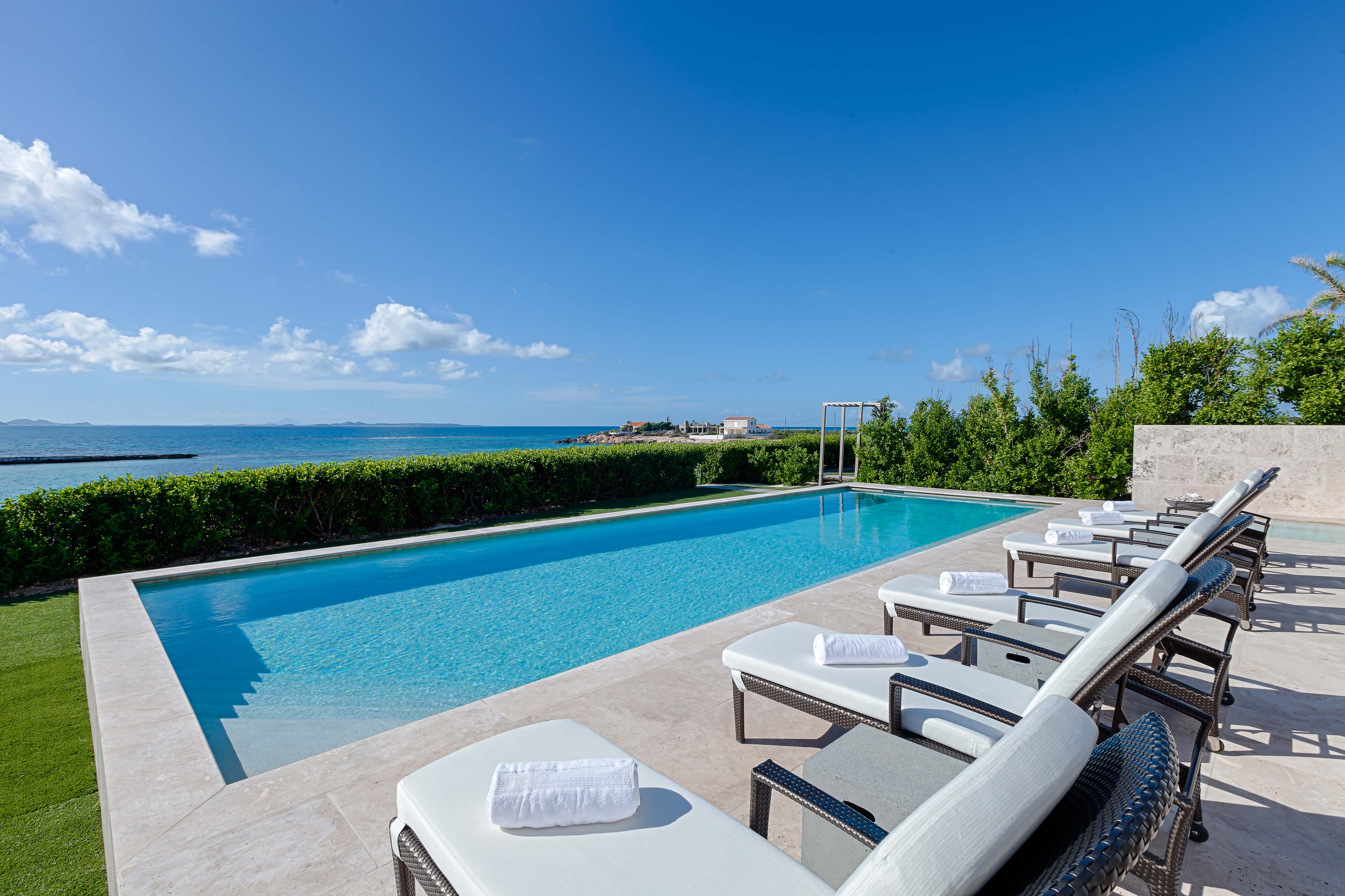 Anguilla Home 971856