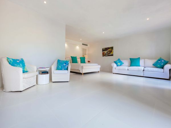 Anguilla Home 971858