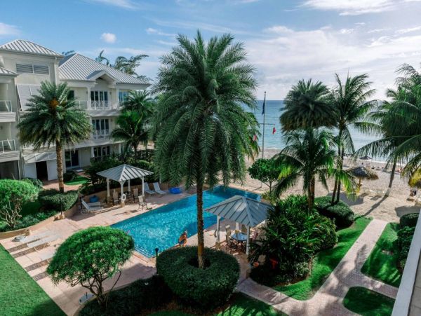 Cayman Islands Condo 971905