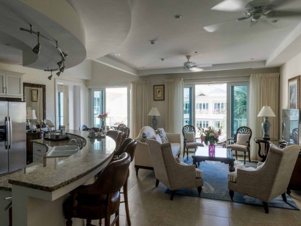 Cayman Islands Condo 971905
